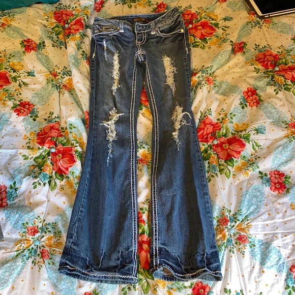 ZD ripped flared jeans. Size: 3. - Picture 5 of 6